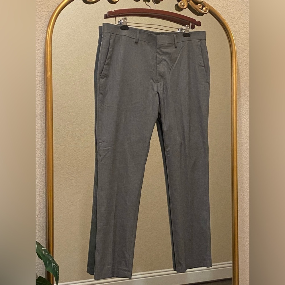 Kenneth Cole Gray Dress Pants Size 38W 32L